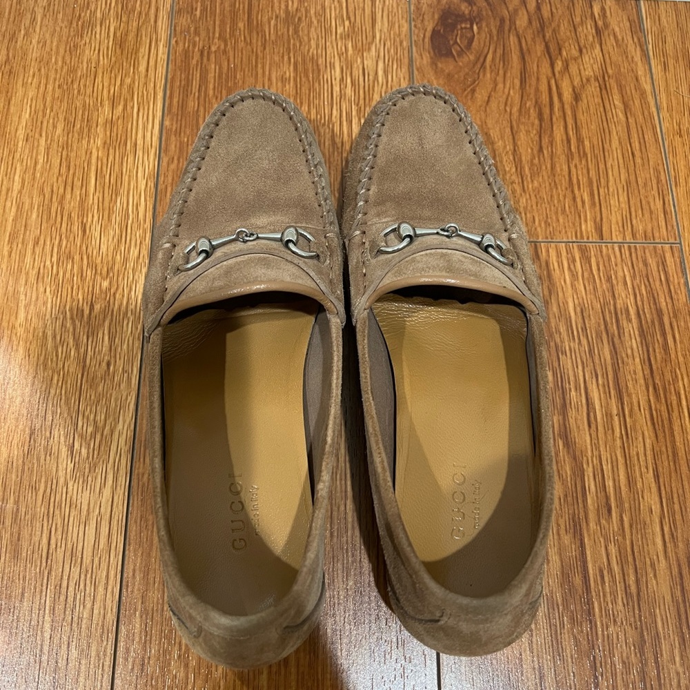 GUCCI
Authentic Womens Web Accent Suede Dress Loafers